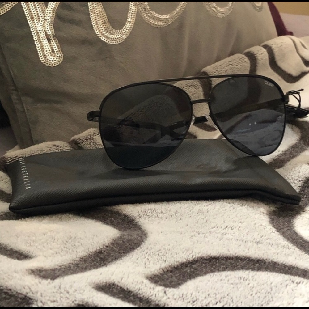 Quay Australia Vivienne Sunglasses